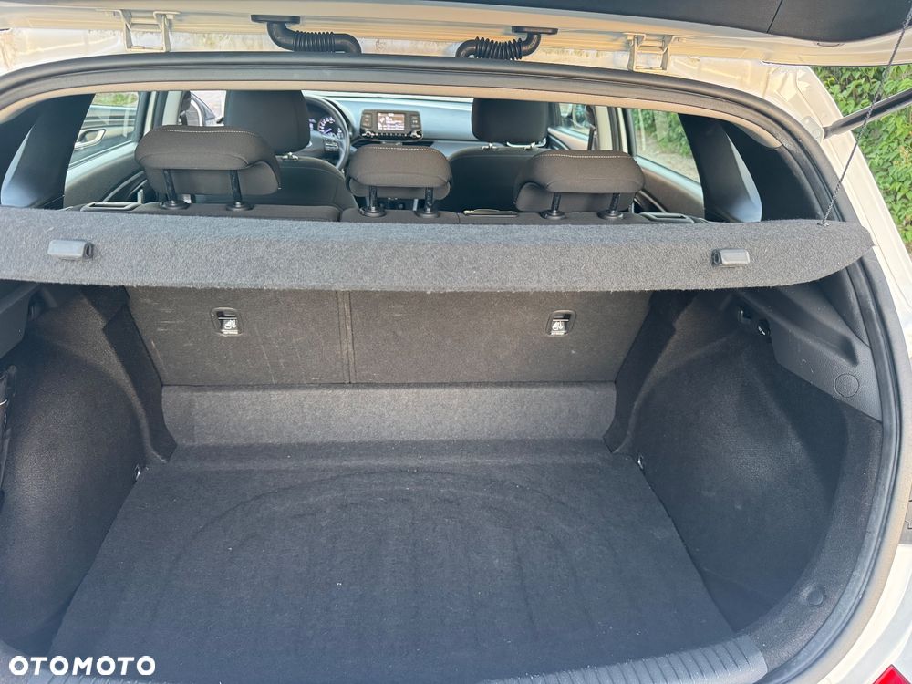 Hyundai i30 1.4 Fifa World Cup Edition - 17