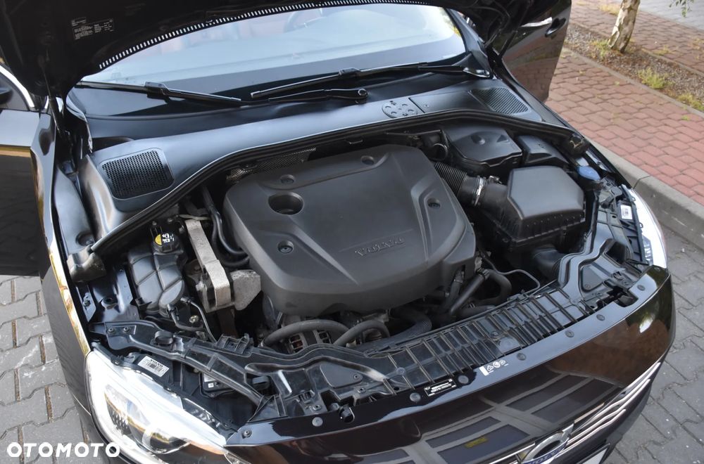 Volvo S60 D3 Summum - 24