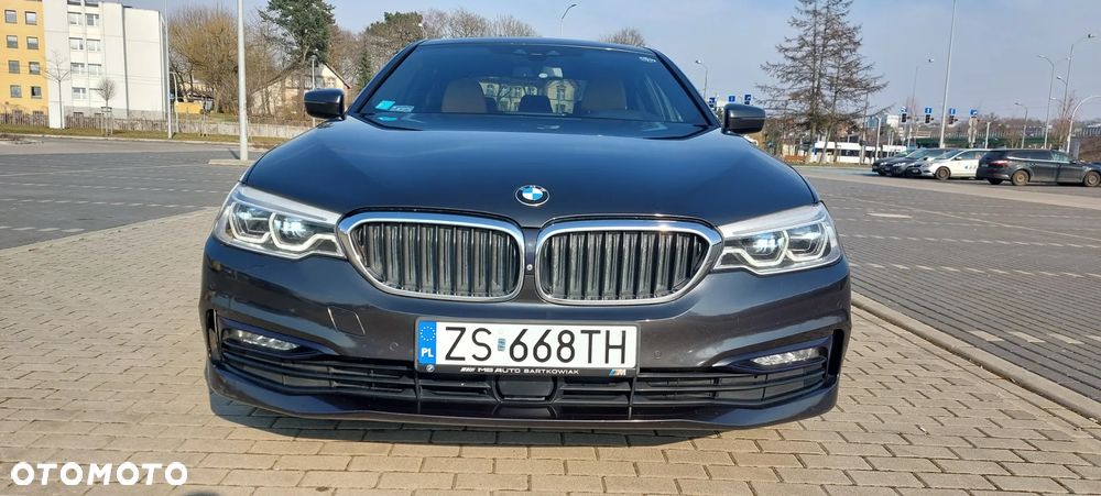 BMW Seria 5 530i Sport - 1