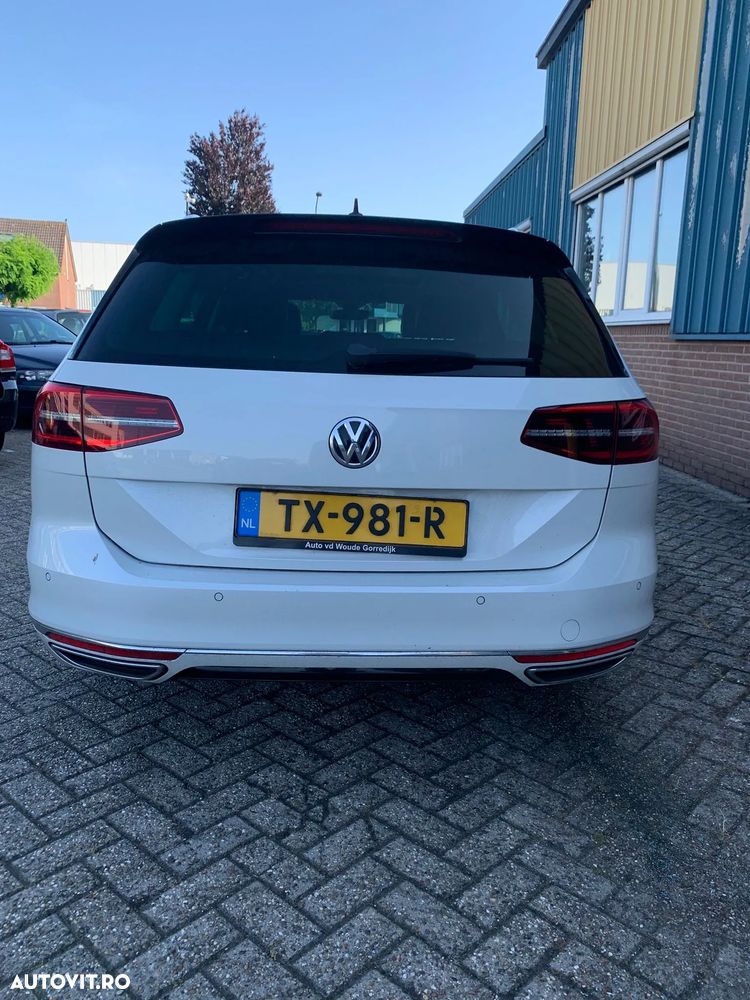 Volkswagen Passat 2.0 TDI SCR 4Motion DSG Highline - 4
