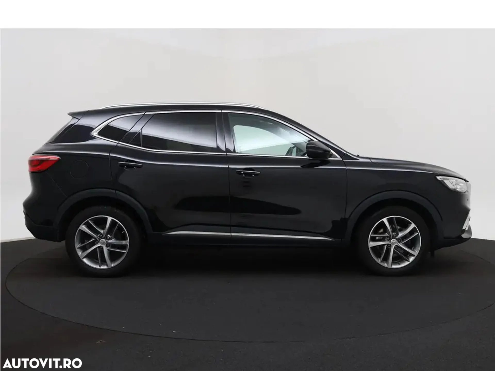 MG EHS 1.5T-GDI PHEV Luxury - 6