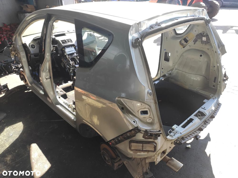 Pas Tylny Wzmocnienie Wnęka Pod Koło Wanna Opel Meriva B - 8