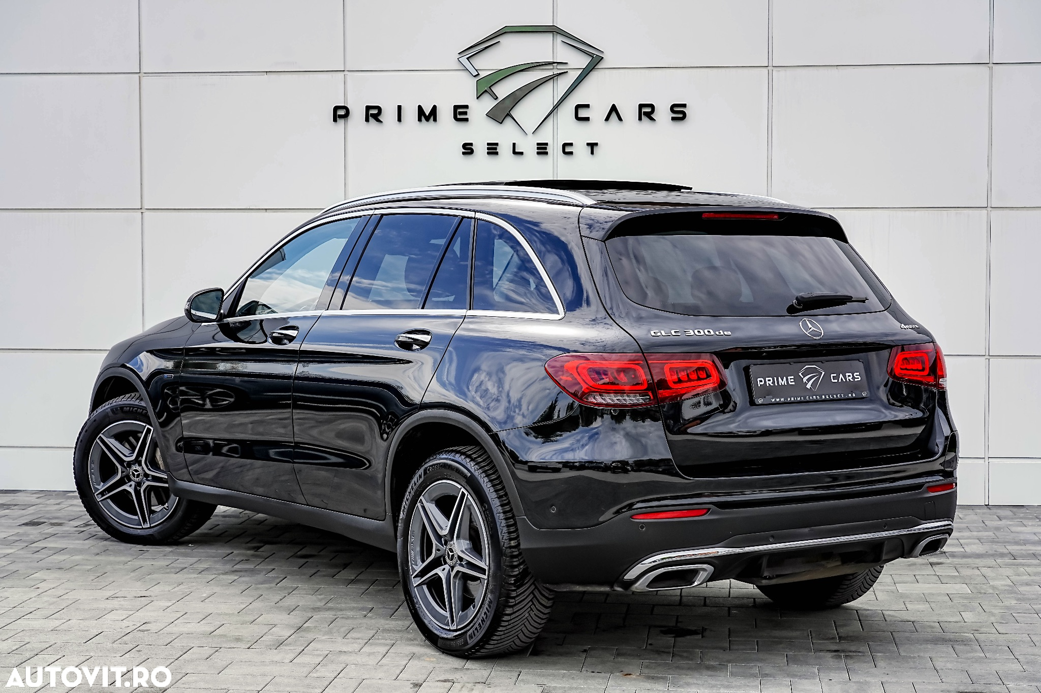 Mercedes-Benz GLC 300 de 4Matic 9G-TRONIC AMG Line Plus - 3