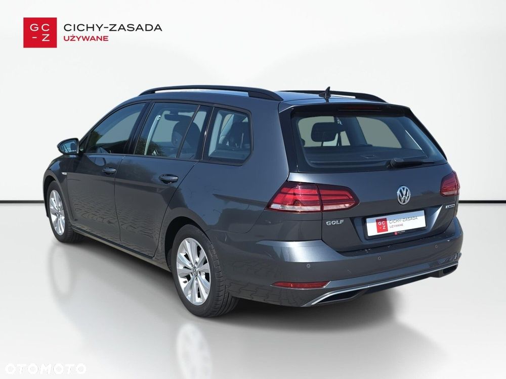 Volkswagen Golf - 4