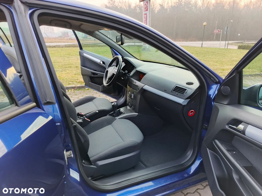 Opel Astra 1.6 Edition - 23