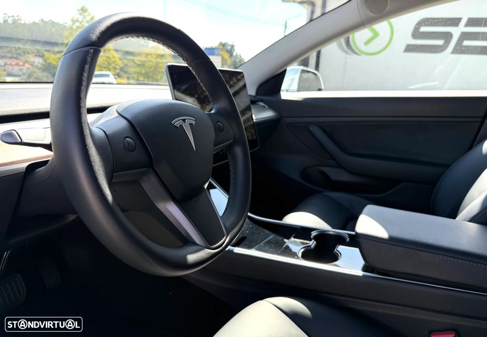 Tesla Model 3 Long Range Tração Integral - 30