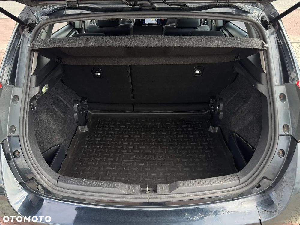 Toyota Auris 1.33 Dual-VVT-i Life - 12