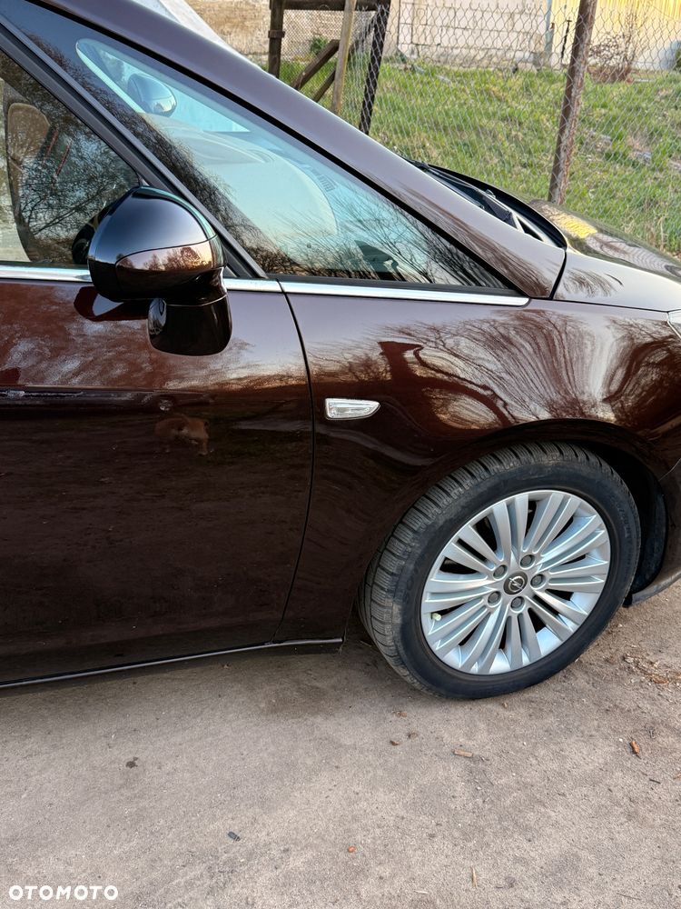 Opel Zafira 2.0 CDTI Cosmo - 4