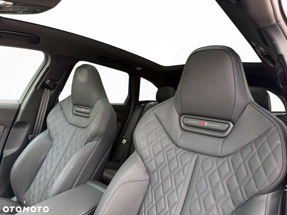 Audi A6 Avant TFSI mHEV Quattro S tronic - 14