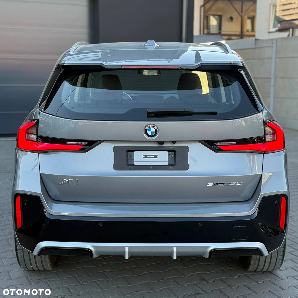 BMW X1 - 12