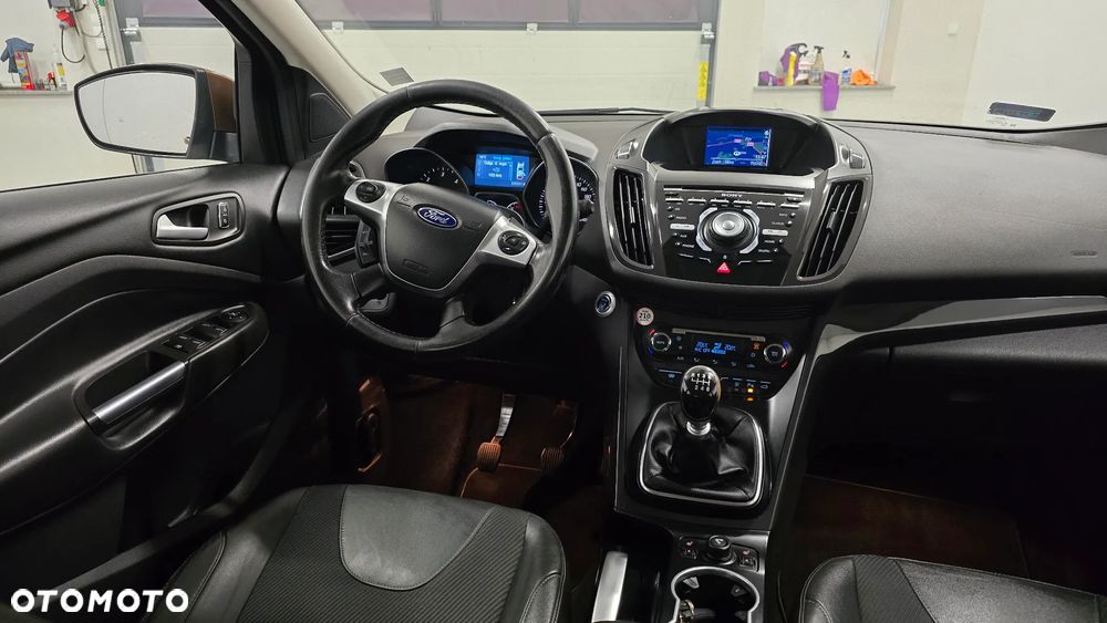 Ford Kuga 2.0 TDCi 4x4 Individual - 12