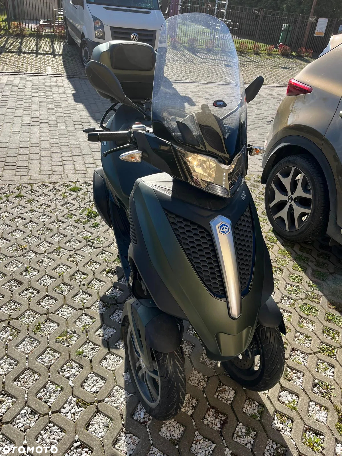 Piaggio MP-3 - 3