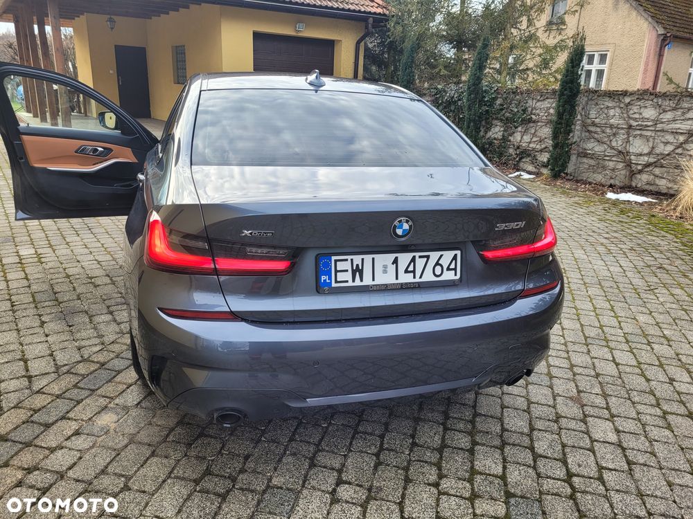 BMW Seria 3 330i xDrive M Sport sport - 21