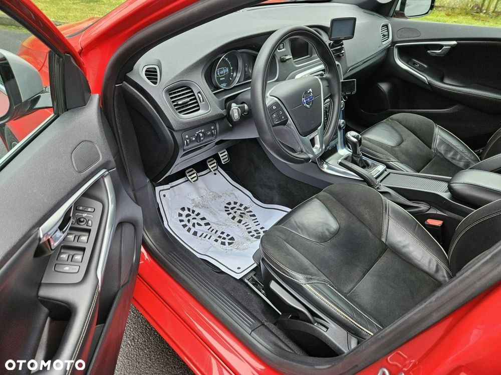 Volvo V40 D2 R-Design Momentum - 12
