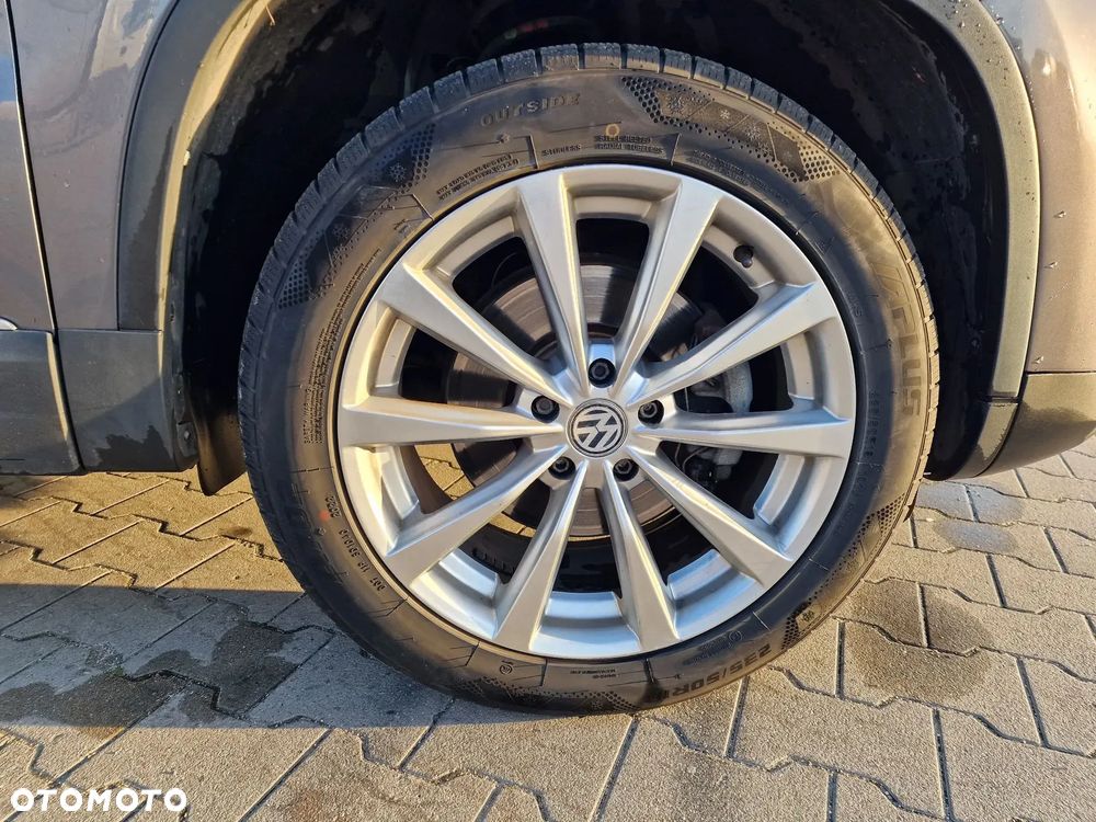 Volkswagen Tiguan - 6