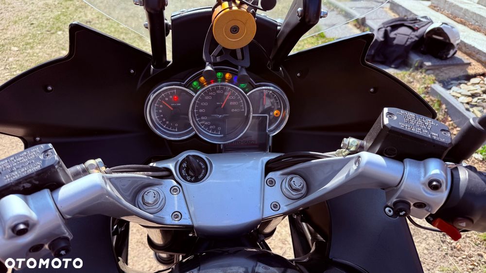 Moto Guzzi 1200 - 12