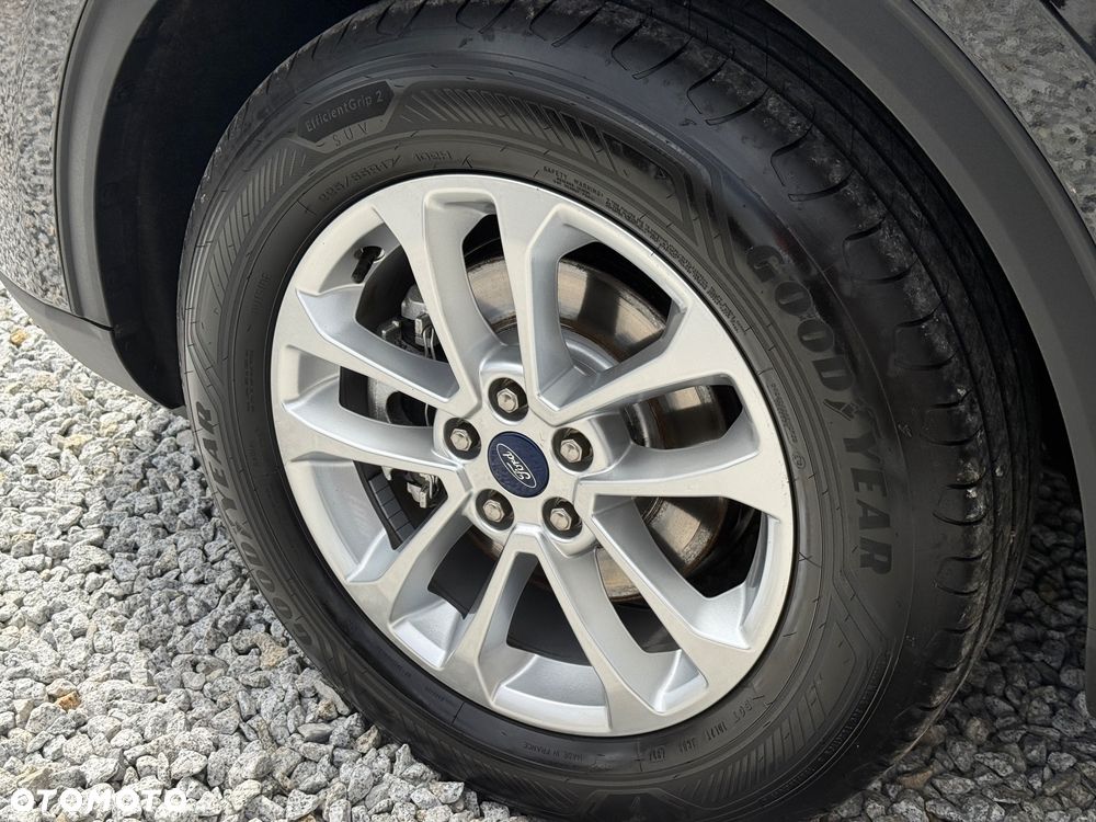 Ford Kuga 2.0 EcoBlue 4x4 TITANIUM X - 4