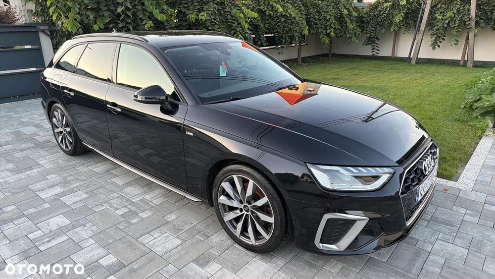 Audi A4 Avant 2023 photo 3