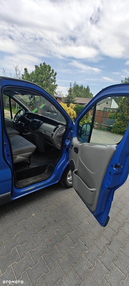 Renault TRAFIC - 12