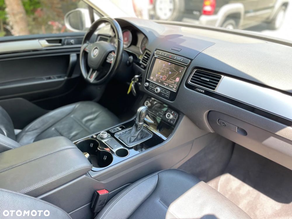 Volkswagen Touareg 3.0 V6 TDI Blue Motion DPF Automatik - 19