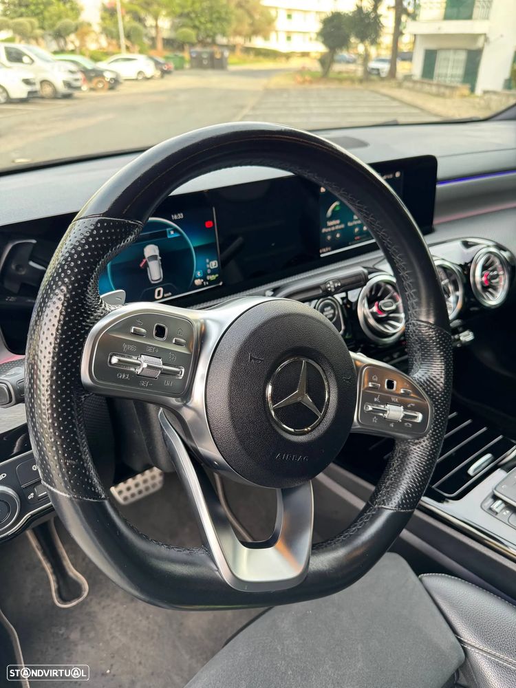 Mercedes-Benz CLA 250 - 30