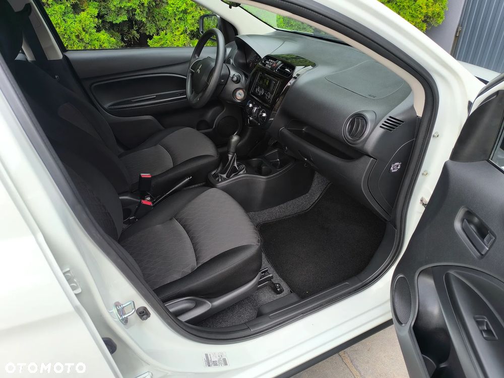Mitsubishi Space Star 1.2 - 14