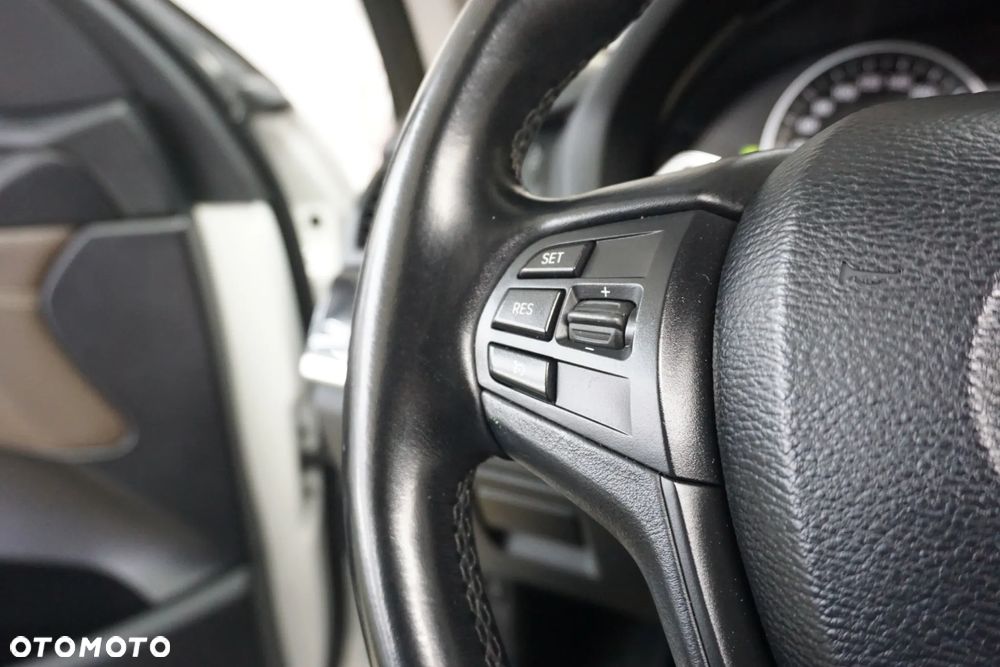 BMW X3 xDrive35d - 31