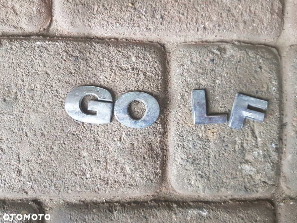 Volkswagen Golf V Plus Emblemat Klapy - 1