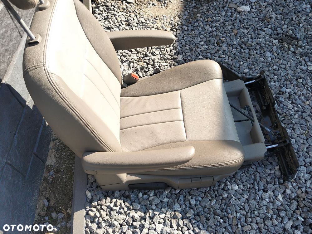 FOTEL DO CIĄGNIKA SKÓRZANY - 7