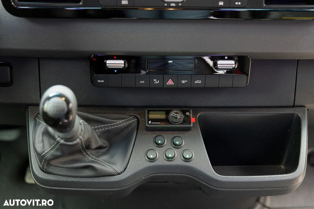 Mercedes-Benz SPRINTER - 8