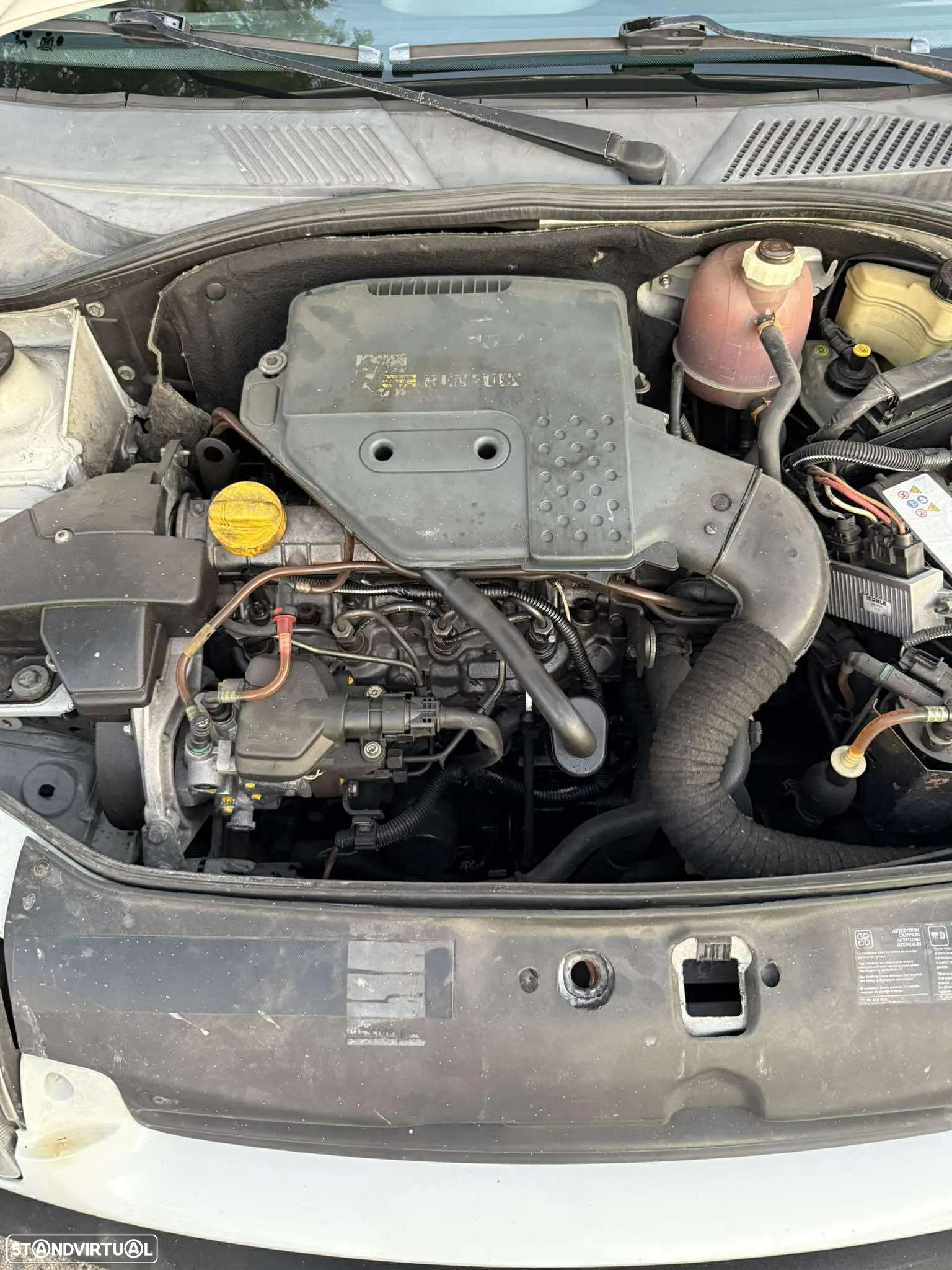 Renault Clio 1.9 D RN - 23