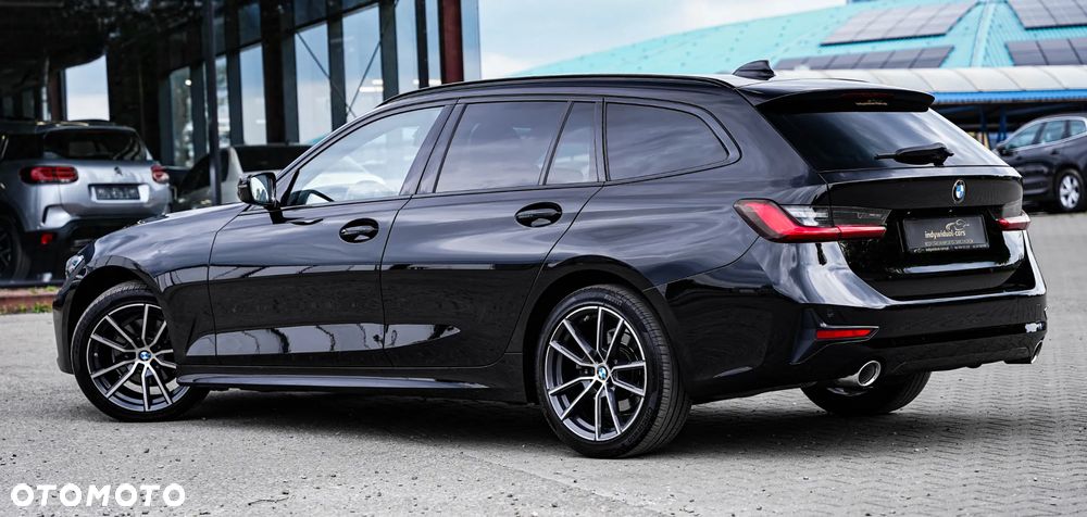 BMW Seria 3 320d Touring Sport Line - 10