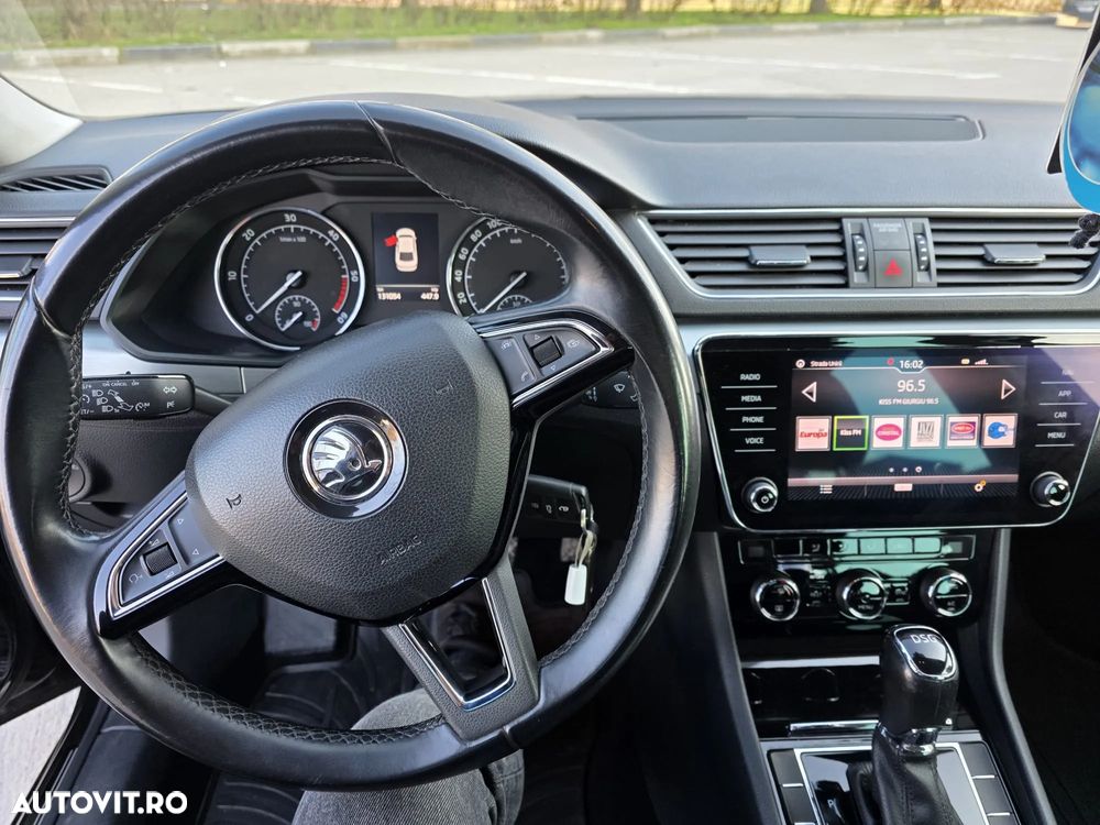 Skoda Superb 2.0 TDI DSG Active - 7