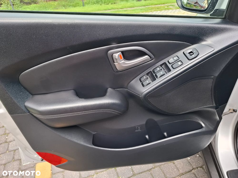 Hyundai ix35 1.6 GDI Premium 2WD - 24