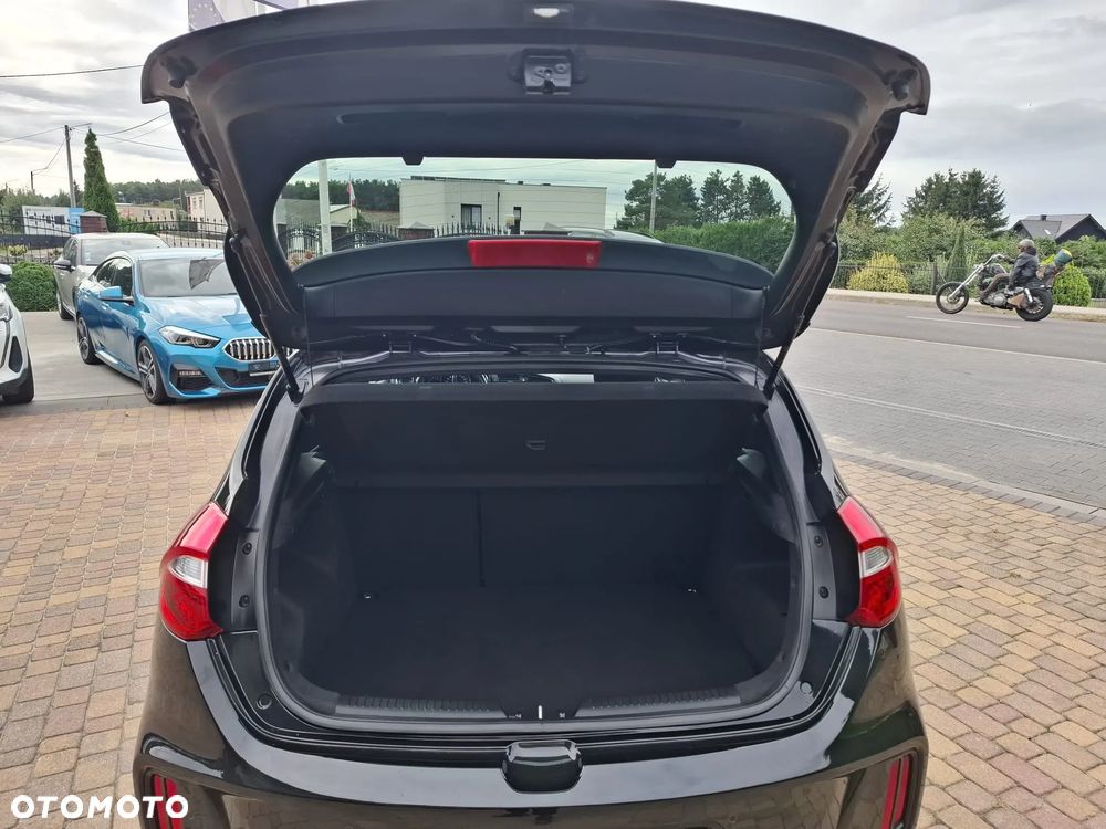 Kia Ceed 1.6 CRDi 136 ISG GT Line - 16