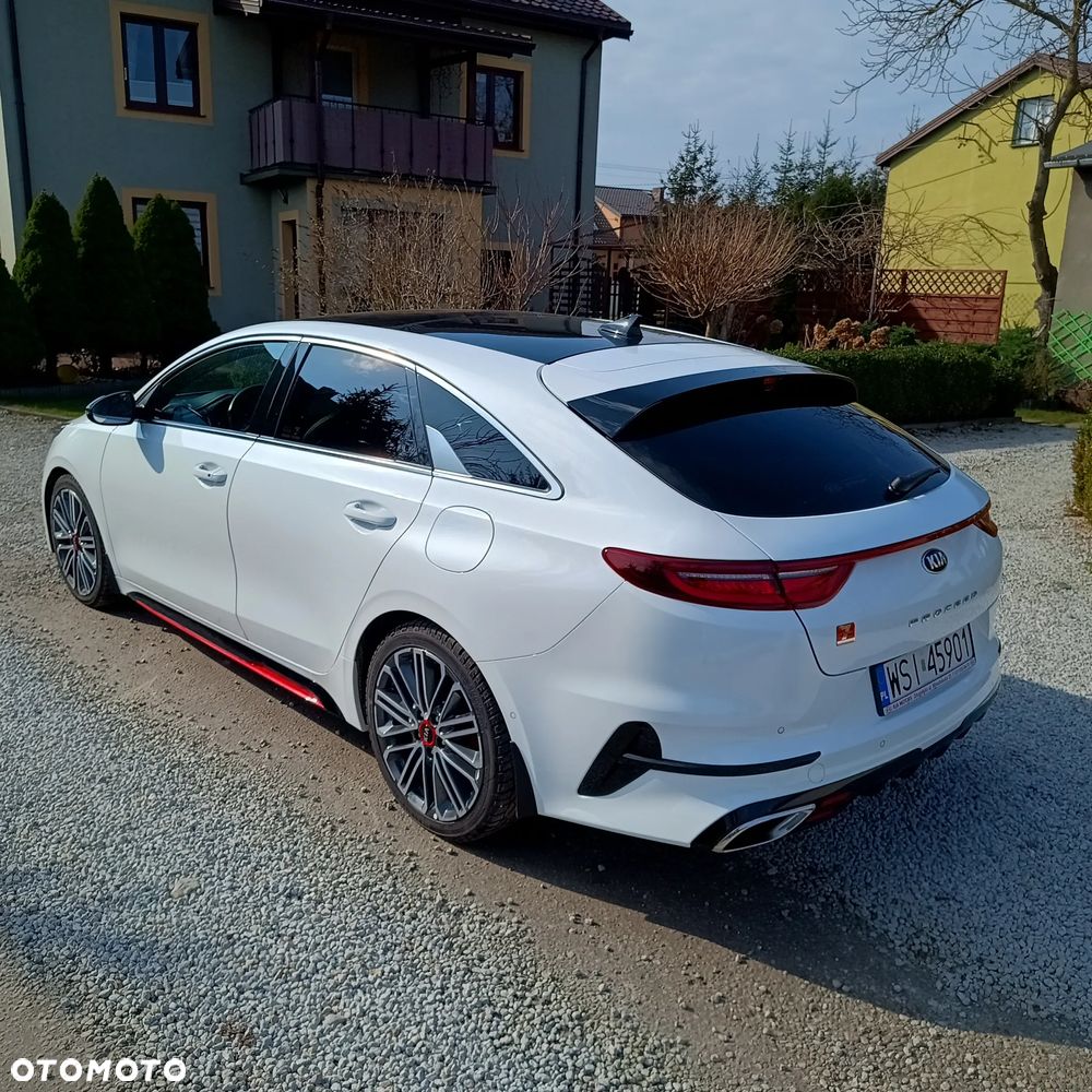 Kia ProCeed - 5