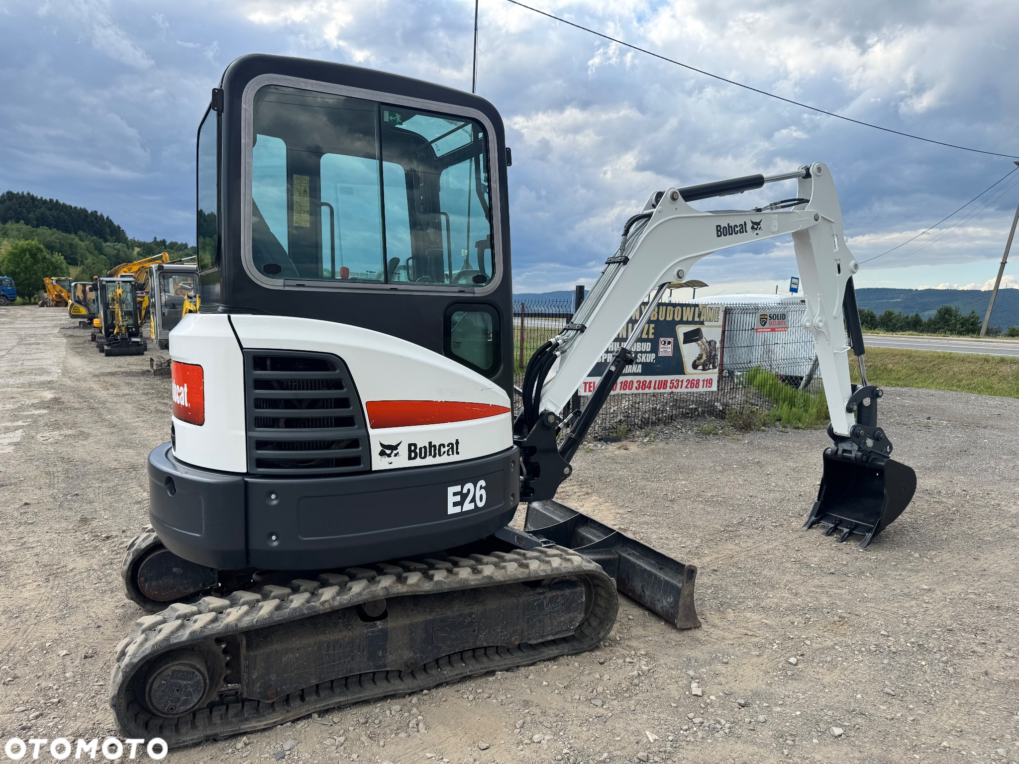 Bobcat E26 - 4