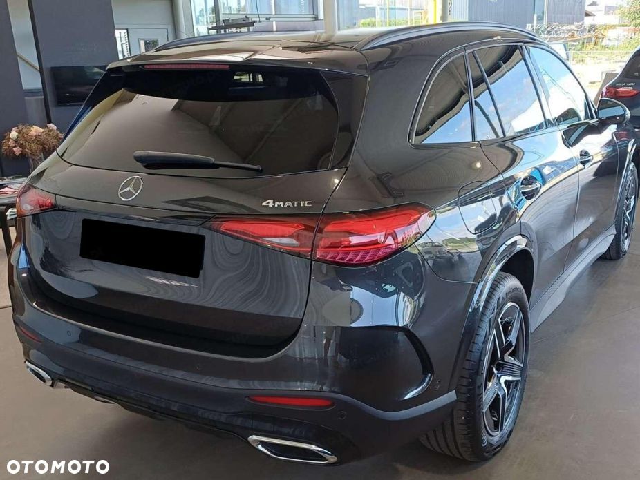 Mercedes-Benz GLC - 2