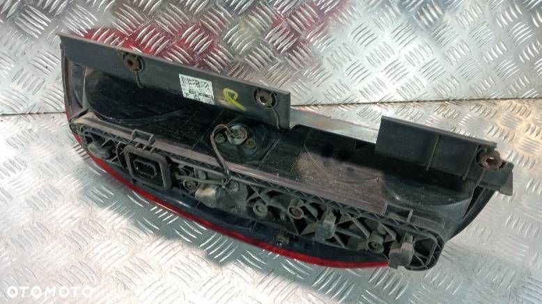 LAMPA LEWA TYLNA FIAT DOBLO 2 - 2