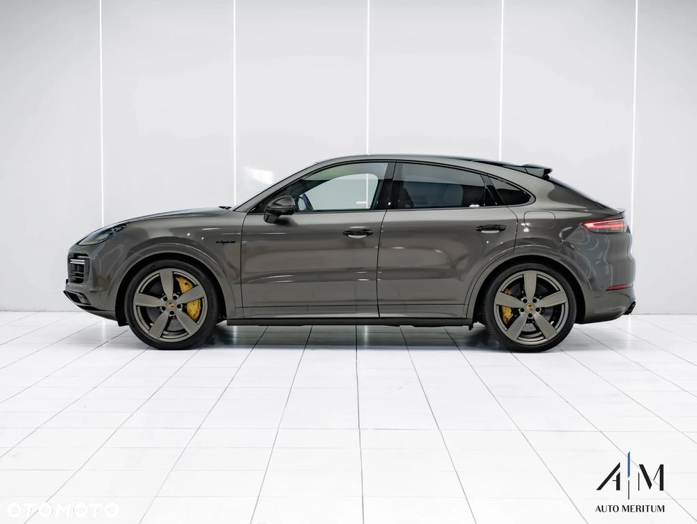 Porsche Cayenne Coupe Turbo S E-Hybrid - 11