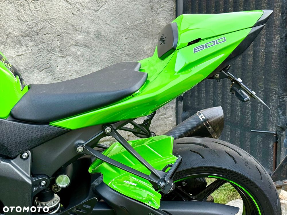 Kawasaki ZXR - 24