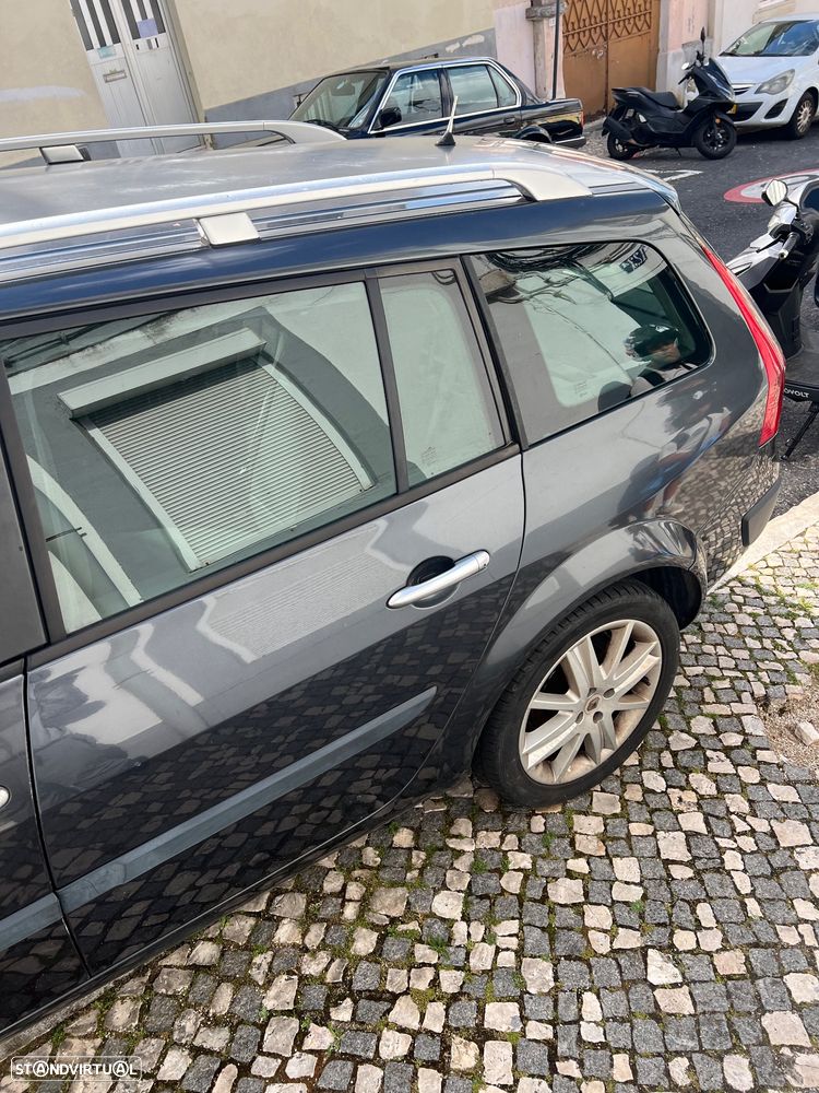 Renault Mégane Break 1.5 dCi Confort - 8