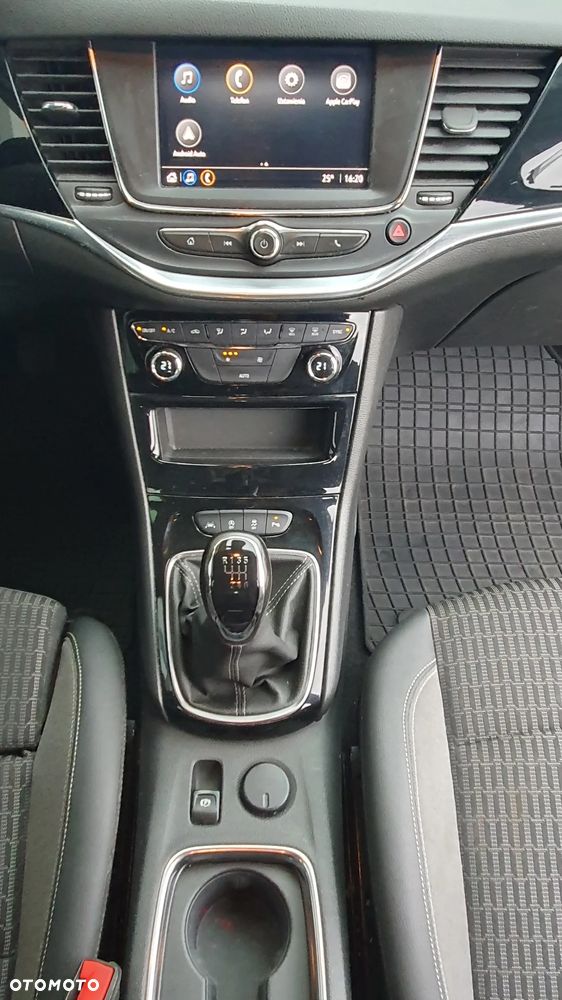 Opel Astra V 1.2 T Business Elegance S&S - 18