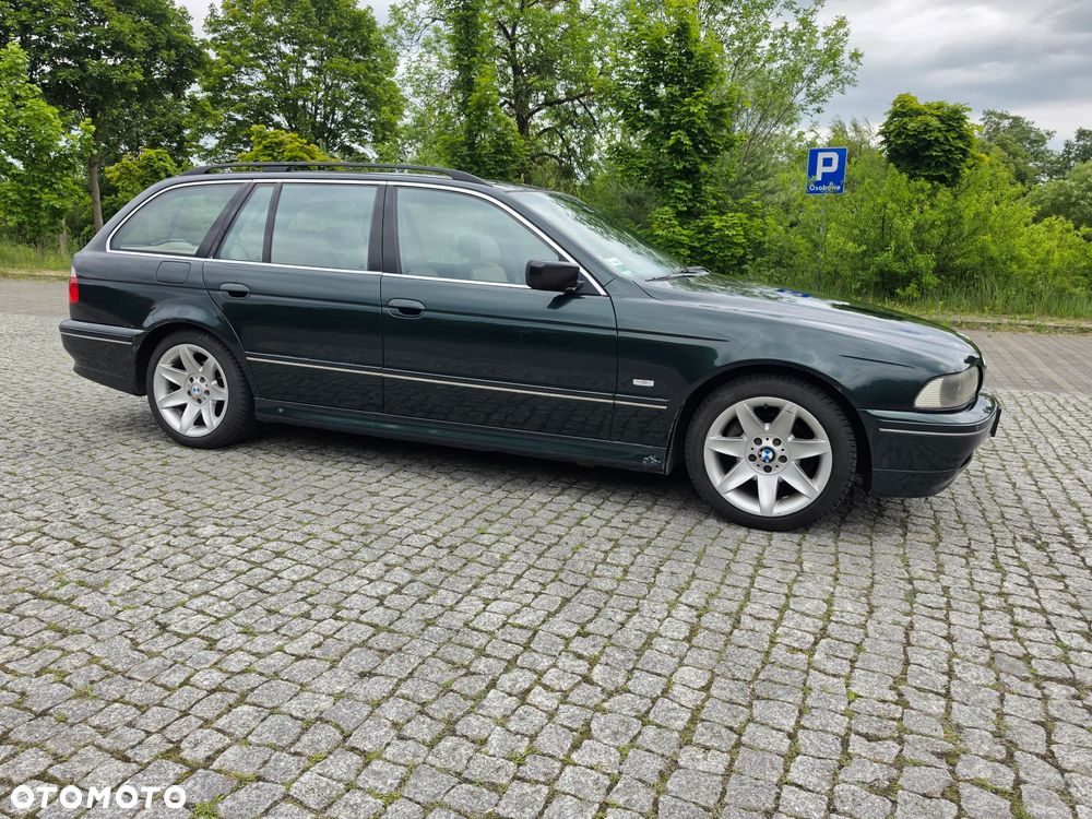 BMW Seria 5 525i - 7
