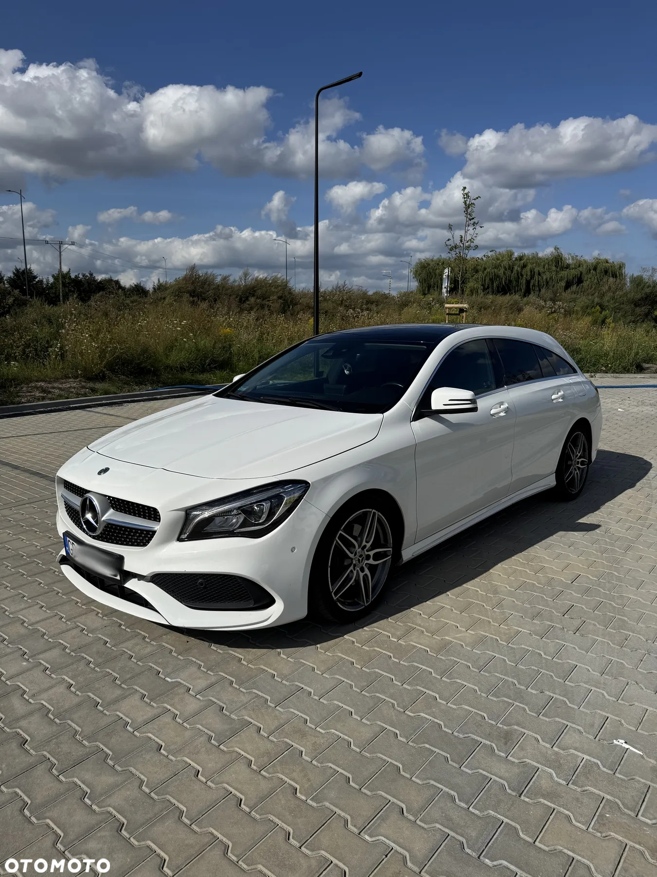 Mercedes-Benz CLA 220 4-Matic AMG Line - 27