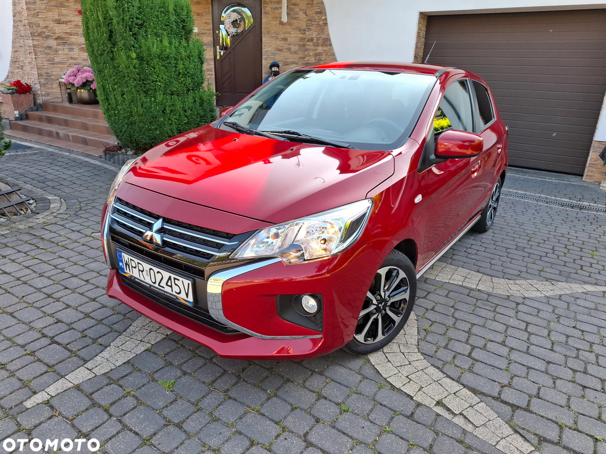 Mitsubishi Space Star - 4