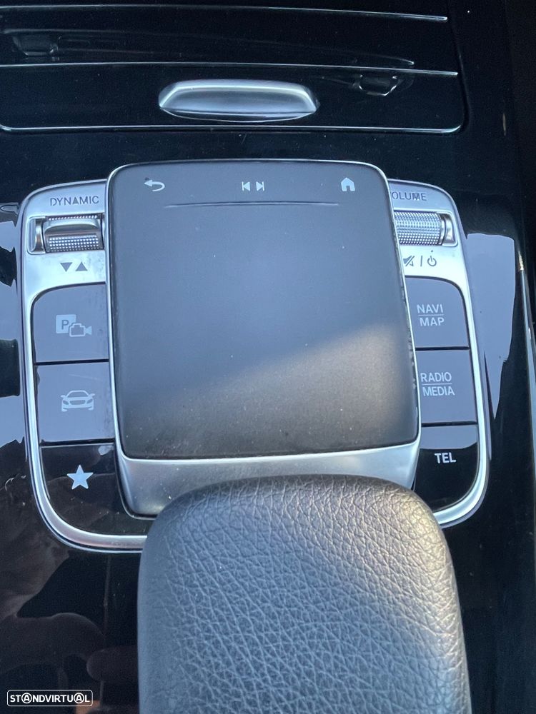 Mercedes-Benz A 200 4Matic 8G-DCT AMG Line - 22