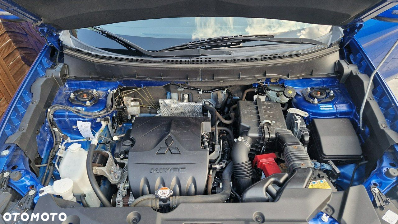 Mitsubishi ASX - 10