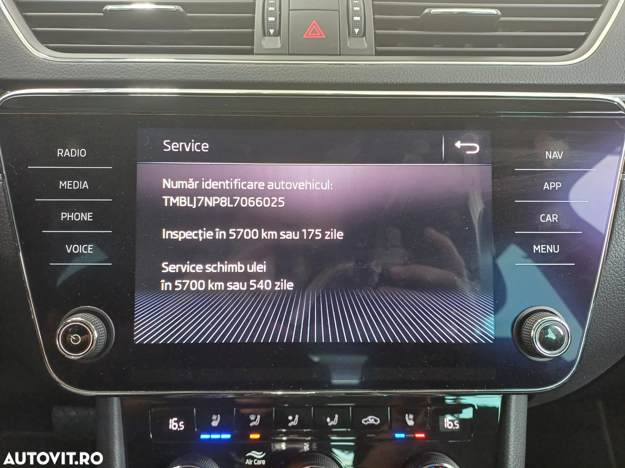 Skoda Superb Combi 2.0 TDI 4X4 DSG Laurin & Klement - 18