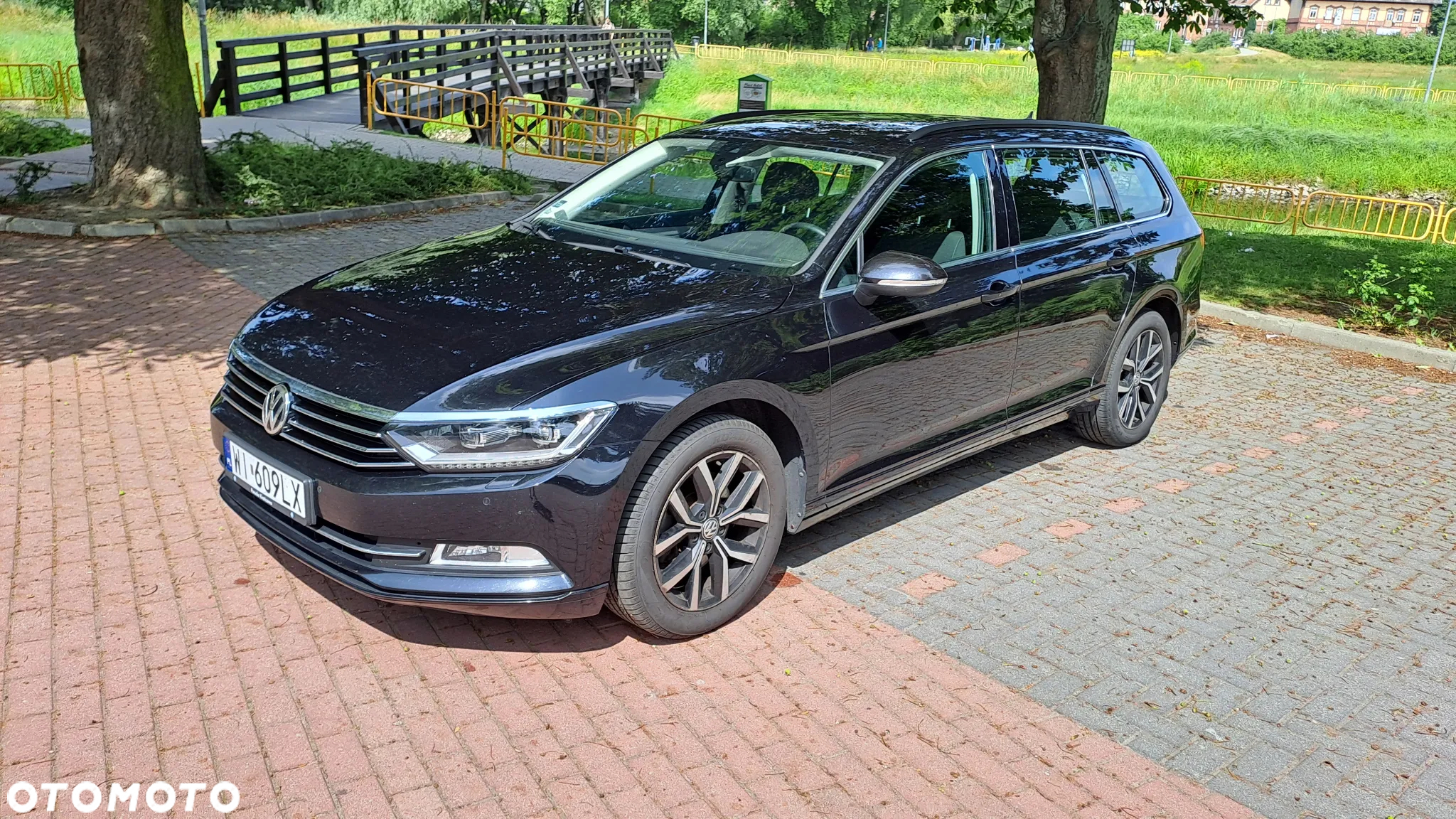 Volkswagen Passat 2.0 TDI SCR Comfortline - 10